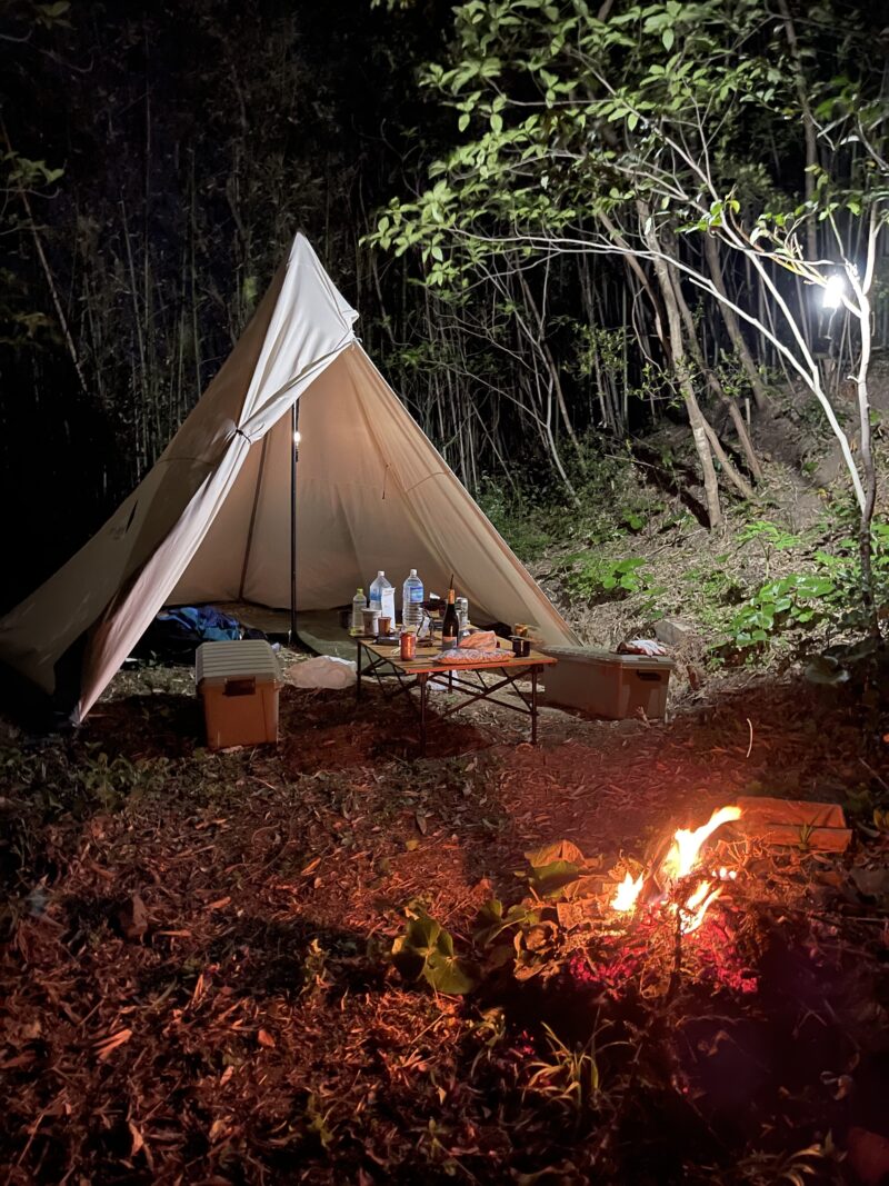 プライベートキャンプ場を開拓してテント泊