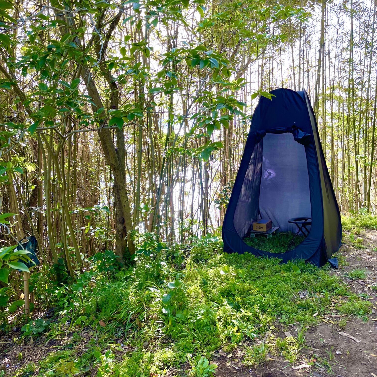 山林を開拓してdiyキャンプ場に簡易トイレ設置