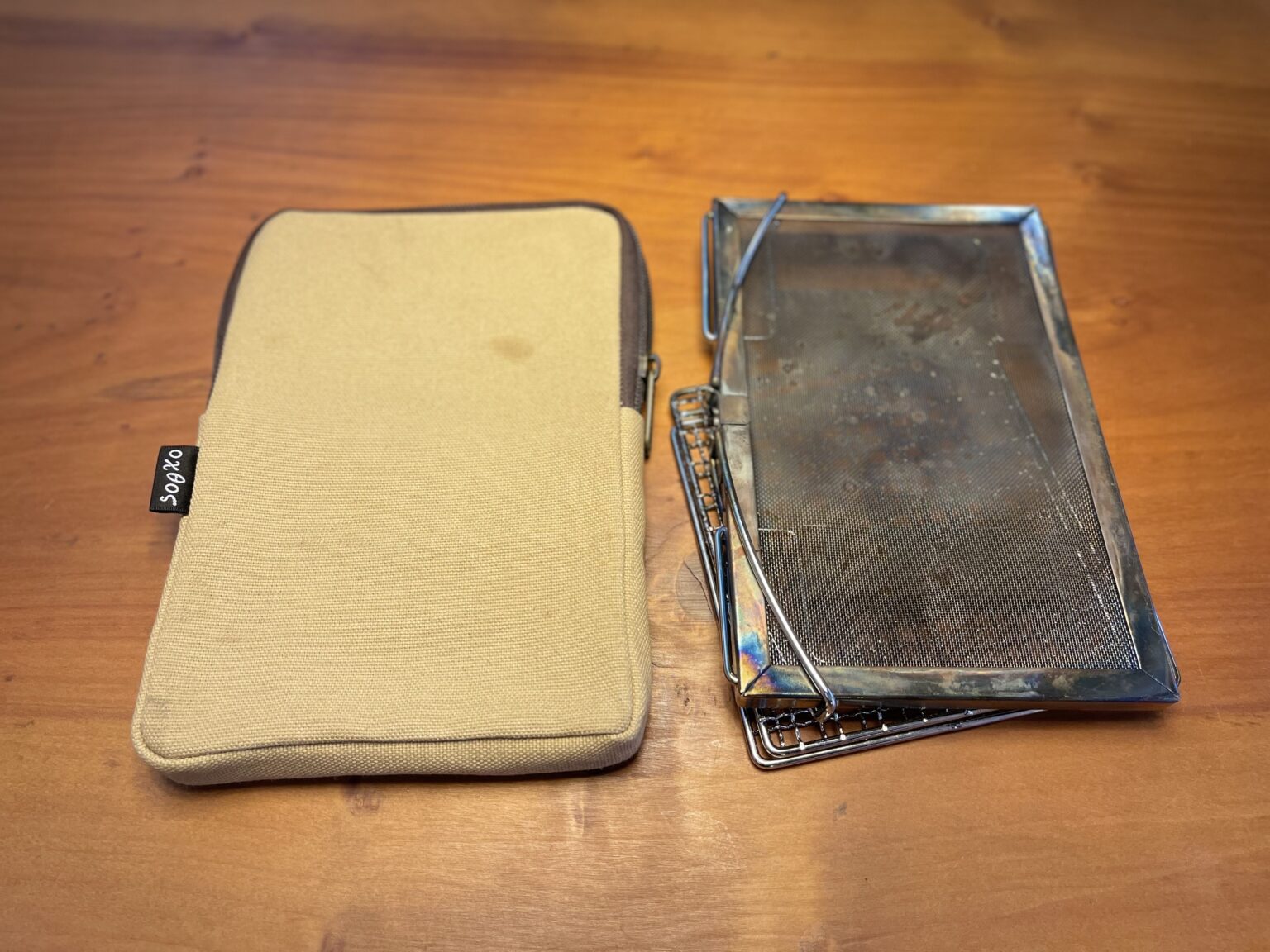 オクトス帆布キャンピングロースターケース角型経年変化２年レビュー